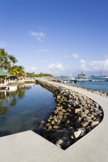WEST INDIES, St Vincent And The Grenadines, Union Island, The concrete path around the shark pool