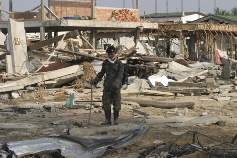 THAILAND, Phang Nga District, Nam Khem, "Tsunami. Thai Army soldiers who has been helping in the