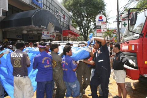 THAILAND, Phang Nga District, Phuket, "Tsunami carnage the day after. Bodies of foreign tourists
