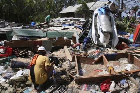 THAILAND, Phang Nga District, Phuket, "Tsunami carnage the day after. What is left of Patong on the