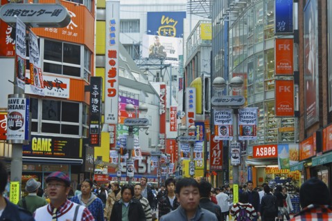 JAPAN, Honshu, Tokyo, "Shibuya, Center Gai, main shopping area, Sunday crowds and multitude of shop