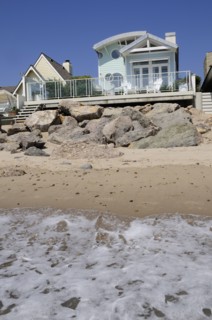 USA, California, Los Angeles, "Beachfront houses, Malibu Colony, Malibu"