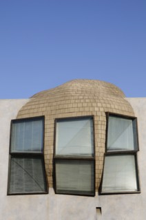 USA, California, Los Angeles, "Eric Owen Moss 'What Wall', window detail, 3524 Hayden Ave, Culver