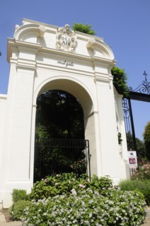USA, California, Los Angeles, Entrance gate to Bel Air