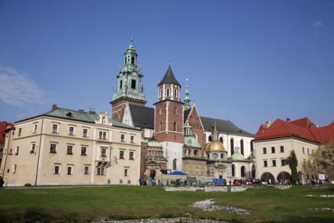 Poland, Krakow, Wawel Cathedral exterior.