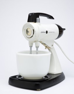 Food Preparation, Cooking, Kitchen Equipment, Sunbeam Mixmaster electric food blender or mixer
