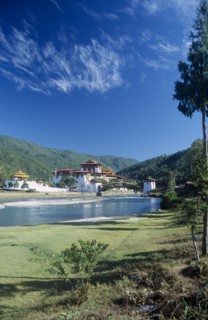 BHUTAN, Punakha, Punakha Dzong fortress temple by the Mo Chhu Mother River.