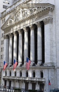 USA, New York, New York City, Manhattan  The New York Stock Exchange building in Broad Street