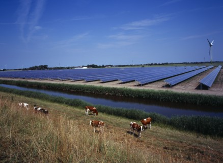 Germany, Schleswig -Holstein, Environment, Field of solar panels on the north-west coast with