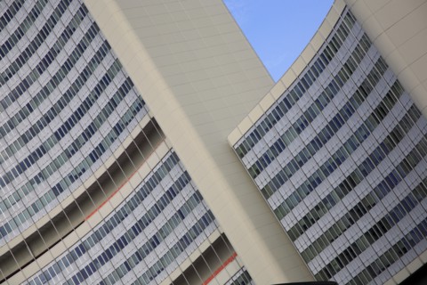 Angled detail of UNO City in the Donau City district. Photo : Bennett Dean