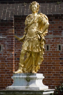 Historic Naval Dockyard Gilded statue of King George III dressed as Roman Emperor. Photo : Paul