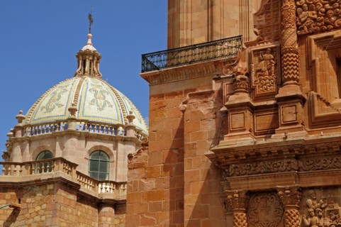 Mexico, Bajio, Zacatecas, Church facade and dome of Capilla del Nopales Guadalupe. 
Photo : Nick