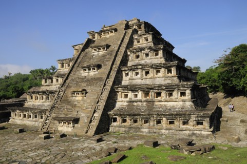 Mexico, Veracruz, Papantla, El Tajin archaeological site Pyramide de los Nichos. 
Photo : Nick