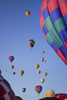 USA, New Mexico, Albuquerque, Annual balloon fiesta. Colourful hot air balloons. 
Photo : Hugh