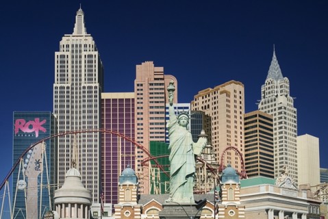USA, Nevada, Las Vegas, The Strip New York New York hotel and casino exterior. 
Photo : Hugh