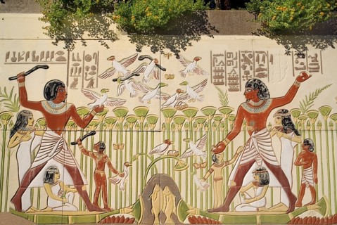USA, Nevada, Las Vegas, Las Vegas The Strip exterior of the Luxor hotel and casino. Egyptian