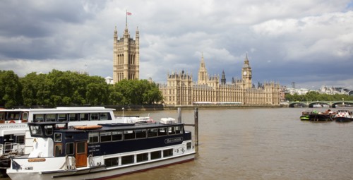 England, London, View across the river Thames from the Albert Embankment toward the Houses of
