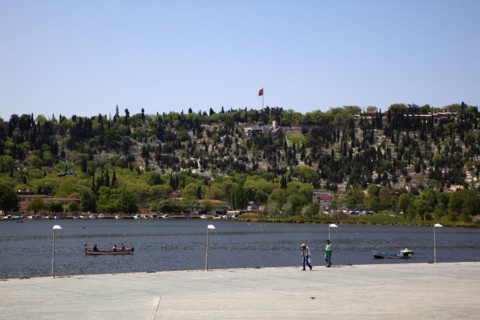 Turkey, Istanbul, Golden Horn view across water from the Halic conference centre. 
Photo : Stephen