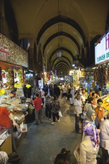 Turkey, Istanbul, Eminonu Misir Carsisi Spice Market interior. 
Photo : Stephen Rafferty