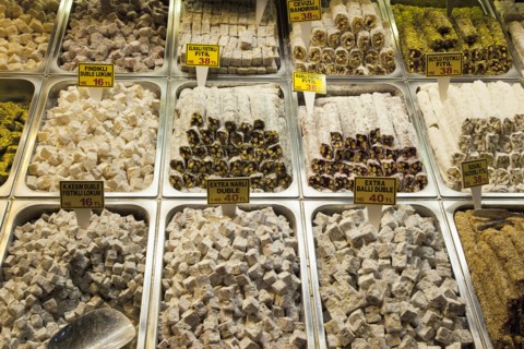 Turkey, Istanbul, Eminonu Misir Carsisi Spice Market interior. 
Photo : Stephen Rafferty