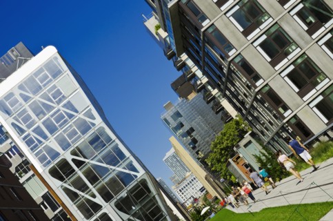 USA, New York, Manhattan, West Side Highline Park at 23th Street the HL23 Building on the left