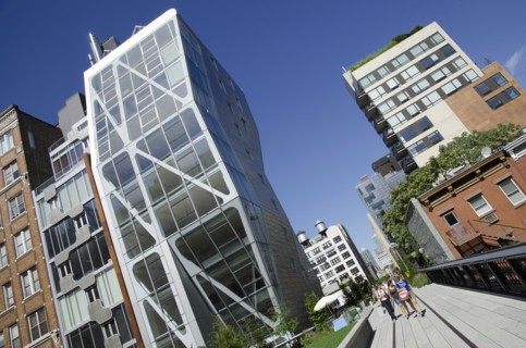 USA, New York, Manhattan, West Side Highline Park at 23th Street the HL23 Building on the left