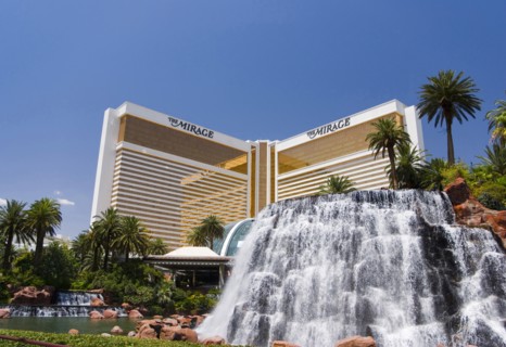 USA, Nevada, Las Vegas, The Mirage Hotel and volcano. 
Photo : Chris Penn