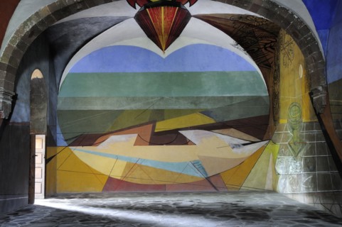 Mexico, Bajio, San Miguel de Allende, Unfinished 1940s mural by David Alfaro Siqueiros in Escuela