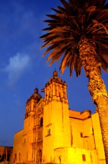 Mexico, Oaxaca, Santo Domingo Church Baroque exterior at night. Photo : Nick Bonetti