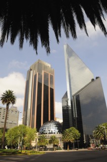 Mexico, Federal District, Mexico City, Modern architecture on the Paseo de la Reforma. Photo : Nick