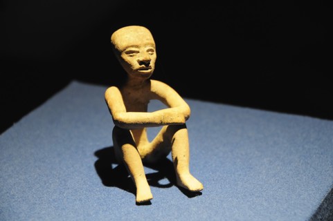 Mexico, Anahuac, Teotihuacan, Anthropomorphic ceramic representation in the site museum. Photo :