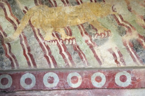 Mexico, Anahuac, Teotihuacan, Detail of wall mural depicting puma.. Photo : Nick Bonetti
