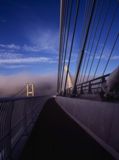 France, Bretagne, Finistere, Ile de Crozon. View of the old and new Pont de Terenez suspension