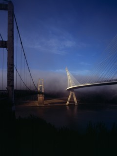 France, Bretagne, Finistere, Ile de Crozon. View of both old and new Pont de Terenez suspension