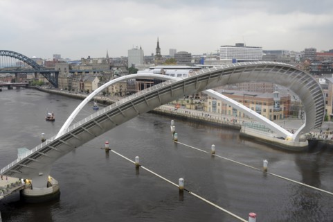 England, Tyneside, Gateshead, Millennium Bridge in open position from the Baltic Arts Centre