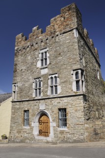 Ireland, County Cork, Kinsale, Exterior of the 16th century Desmond castle. Photo : Hugh Rooney