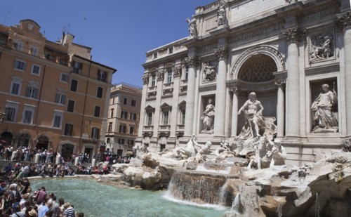 Italy, Lazio, Rome, Piazza di Trevi the baroque Trevi Fountain by Nicola Salvi 1762 against the