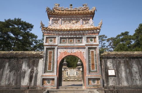 Vietnam, Hue, Cong Gate at the tomb of Emperor Tu Duc. Photo : Mel Longhurst