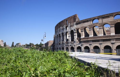 Italy, Lazio, Rome, View of the the ancient Roman Coliseum ruins. 
Photo Stephen Rafferty / Eye