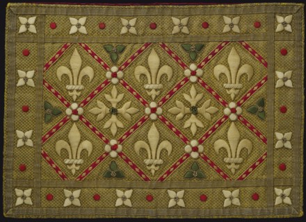 Pugin, Tissu