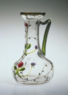 Moser & Söhne, Carafe en verre doré et émaillé