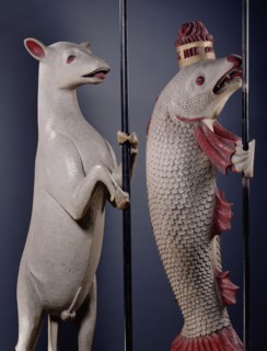 Saumon et bélier héraldiques