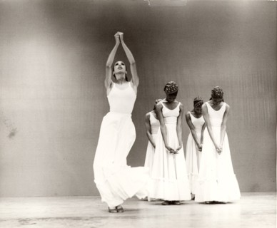 Danseuses dans "Forces of Rhythm"