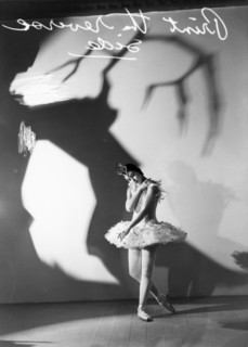 Margot Fonteyn interprétant le "Lac des Cygnes"