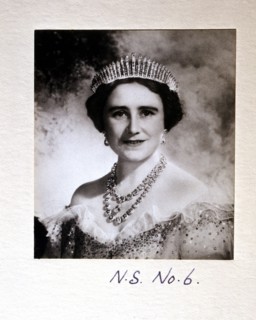 Beaton, Photographie de la Reine Mère