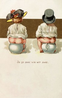 Deux Bébés sur des pots de chambre