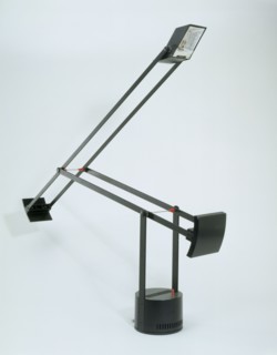 Sapper, Lampe "Tizio"