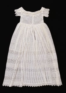 Cuncliffe, Robe de baptême