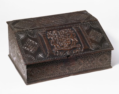Oak Writing Box.England, 1659