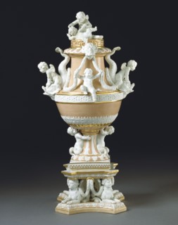 Large fountain vase, by Jacques Saly. England, late 18th century